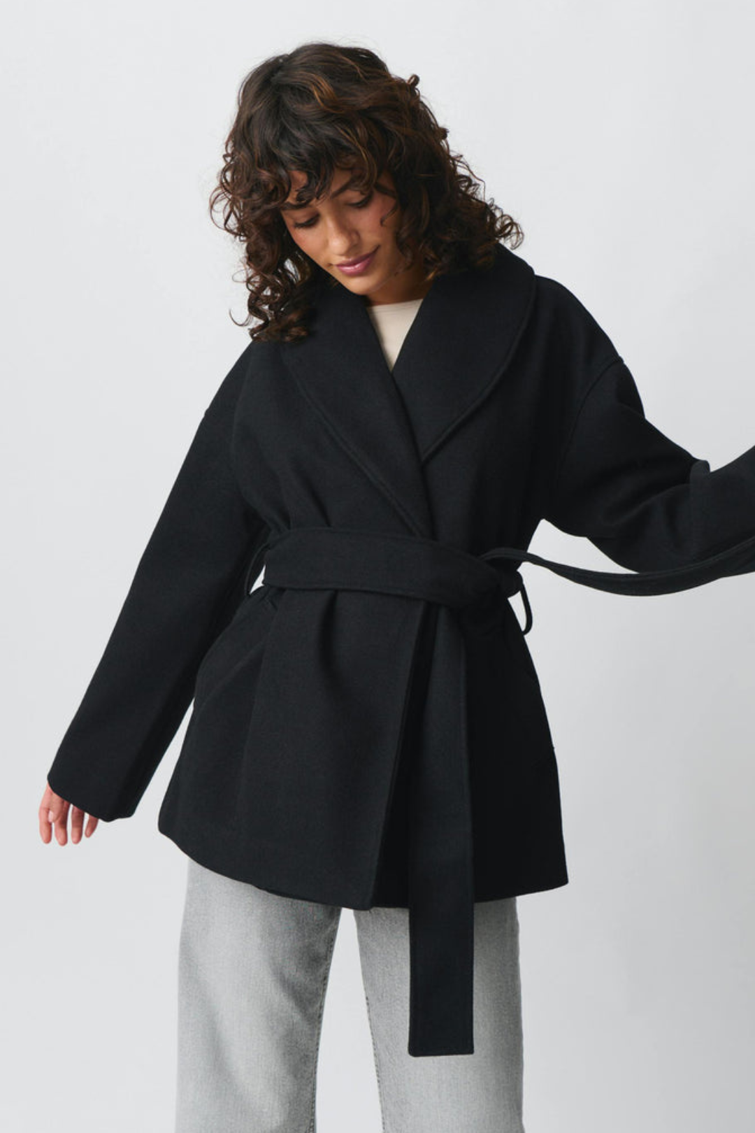 LIGNE PURE - MANTEAU CEINTURÉ À COL HAUT