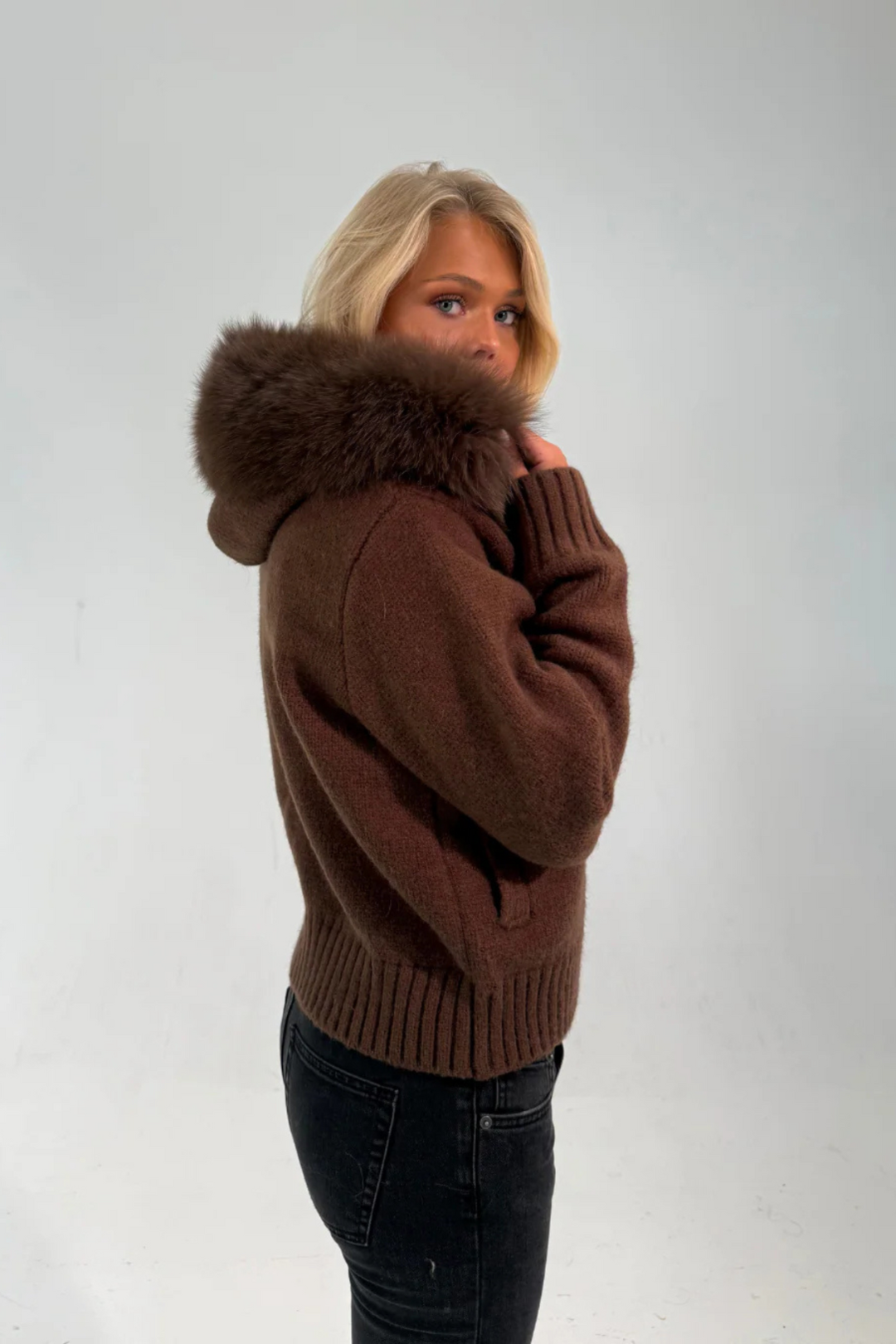 Zavella – Il cappotto che unisce comfort e raffinatezza